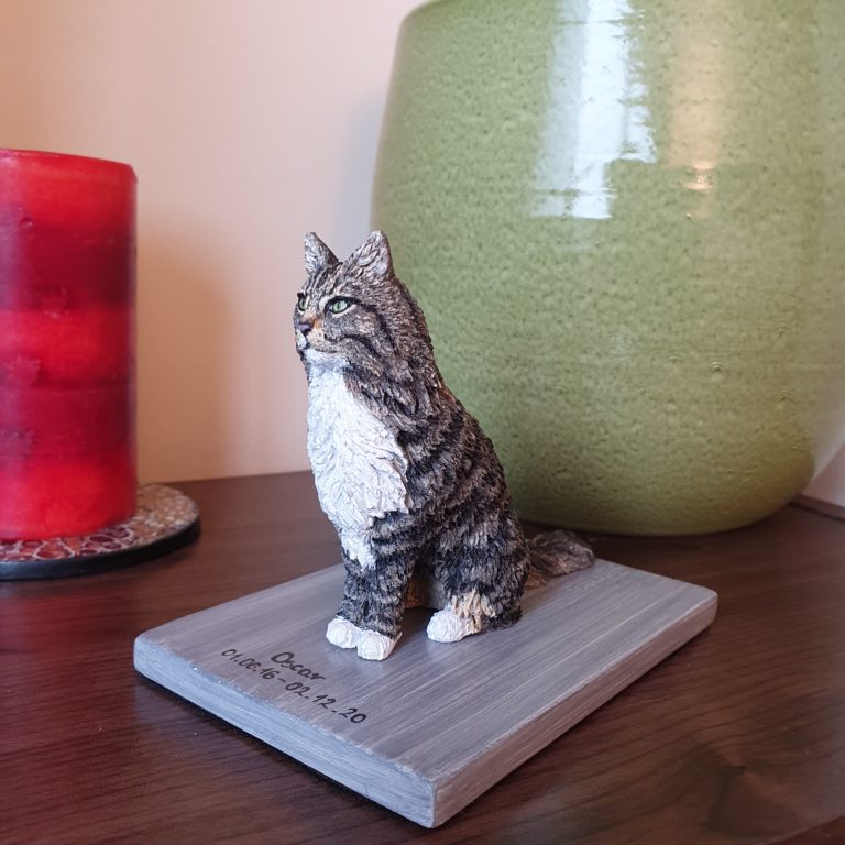 custom cat sculpture portrait