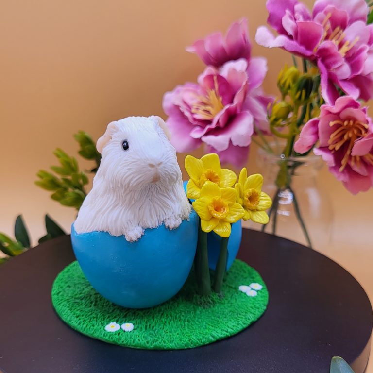 Easter Guinea Pig Figurines