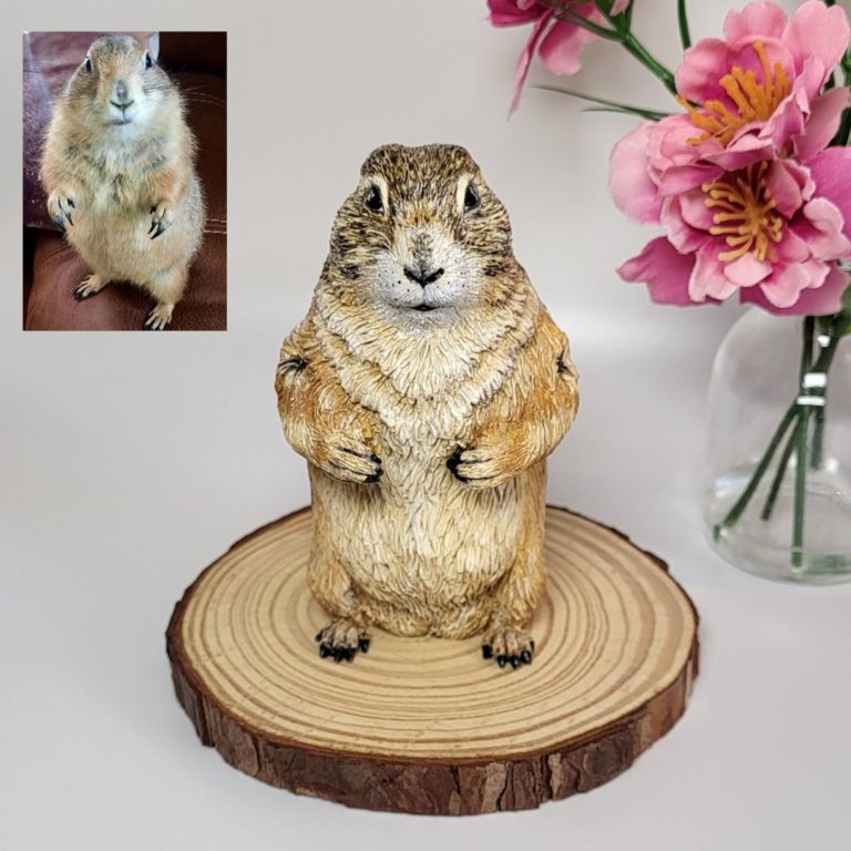 Prairie dog sculpture